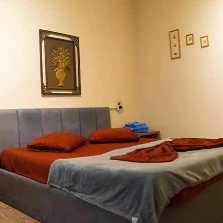 Hostal D1